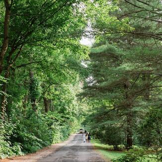 2742_Interlaken_Inn_Connecticut_Summer_Wedding_by_Chi_Chi_Ari_353_websize.jpg