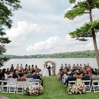 2749_Interlaken_Inn_Connecticut_Summer_Wedding_by_Chi_Chi_Ari_277_websize.jpg