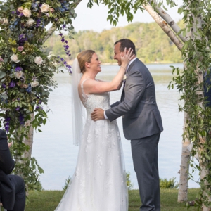 @ericlimonphotography @interlaken_inn @countrygardenersflorist #ericlimonphotography
.
.
.
#weddingvenue #interlakeninnwedding #interlakeninn #berkshireweddingphotographer #connecticutwedding #ctbride #weddingphotography #weddingphotographer #wedding