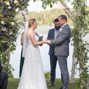 @ericlimonphotography @interlaken_inn @countrygardenersflorist #ericlimonphotography
.
.
.
#weddingvenue #interlakeninnwedding #interlakeninn #berkshireweddingphotographer #connecticutwedding #ctbride #weddingphotography #weddingphotographer #wedding
