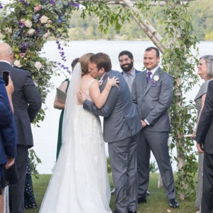 @ericlimonphotography @interlaken_inn @countrygardenersflorist #ericlimonphotography
.
.
.
#weddingvenue #interlakeninnwedding #interlakeninn #berkshireweddingphotographer #connecticutwedding #ctbride #weddingphotography #weddingphotographer #wedding