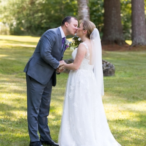 @ericlimonphotography @interlaken_inn @countrygardenersflorist #ericlimonphotography
.
.
.
#weddingvenue #interlakeninnwedding #interlakeninn #berkshireweddingphotographer #connecticutwedding #ctbride #weddingphotography #weddingphotographer #wedding