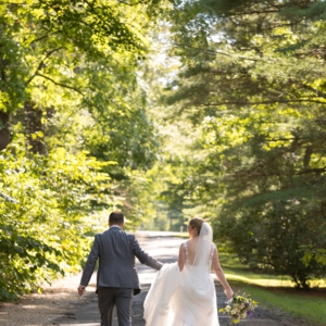 @ericlimonphotography @interlaken_inn @countrygardenersflorist #ericlimonphotography
.
.
.
#weddingvenue #interlakeninnwedding #interlakeninn #berkshireweddingphotographer #connecticutwedding #ctbride #weddingphotography #weddingphotographer #wedding